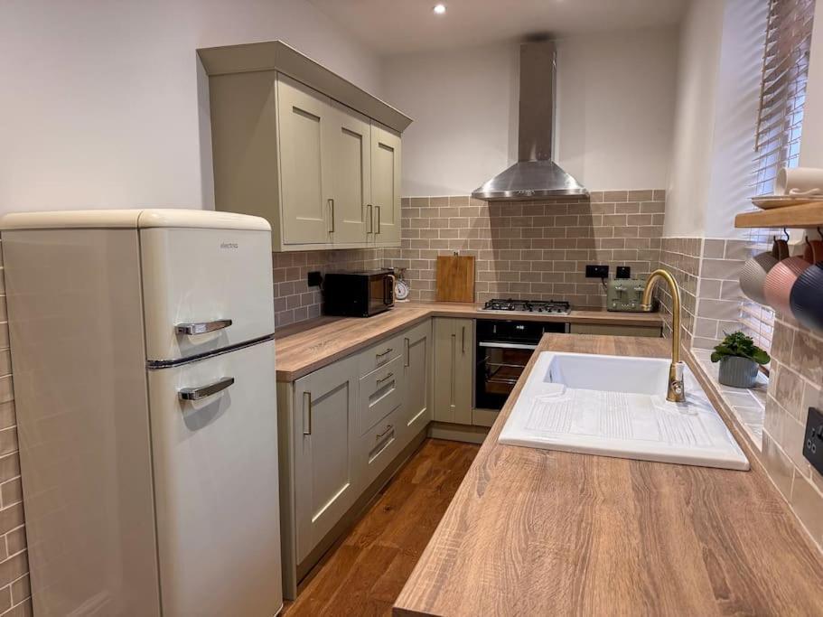 Beautiful, Relaxing Home In Central Saltaire Εξωτερικό φωτογραφία
